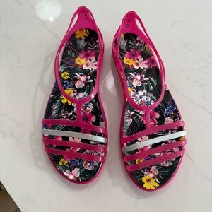 Crocs Isabella Graphic Womens Strappy Flat Sandals Pink Floral Size 8